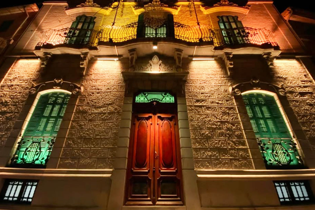 Night Tours and Wine at Can Prunera