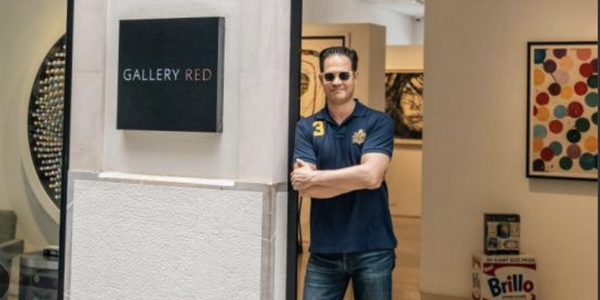 Hero image for the guide 'Top Art‑Gallery Founder: Drew Aaron'