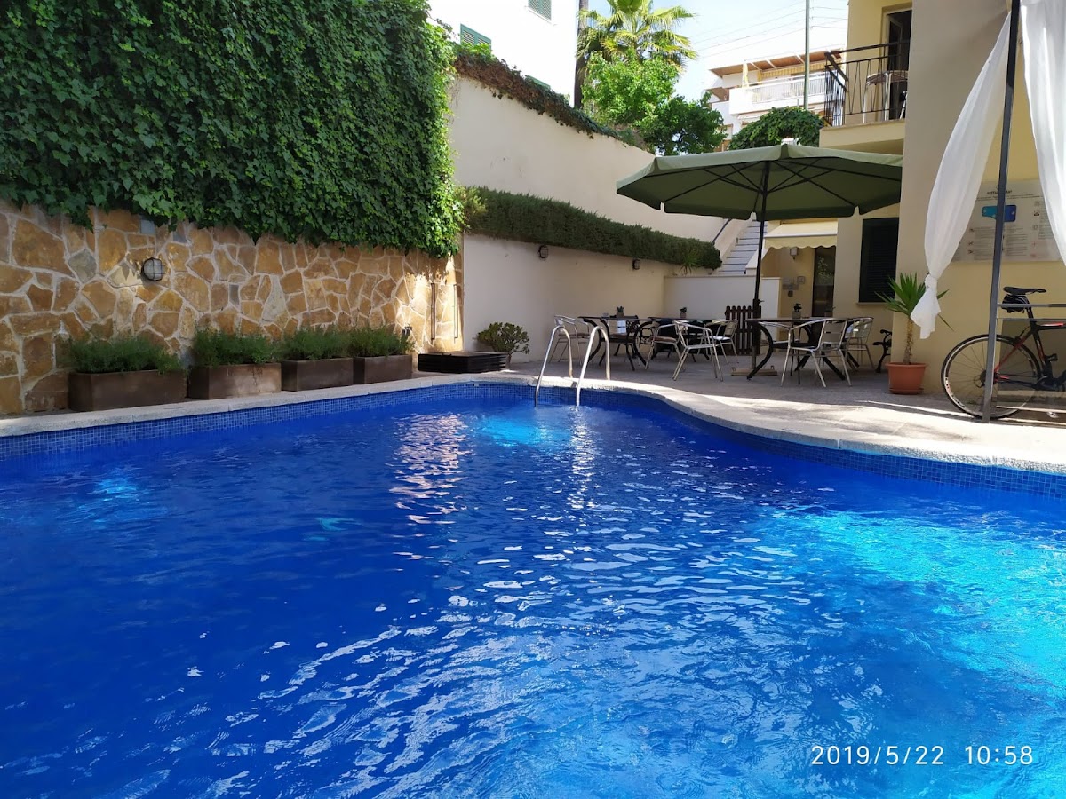 Hostal - Apartamentos Bonany