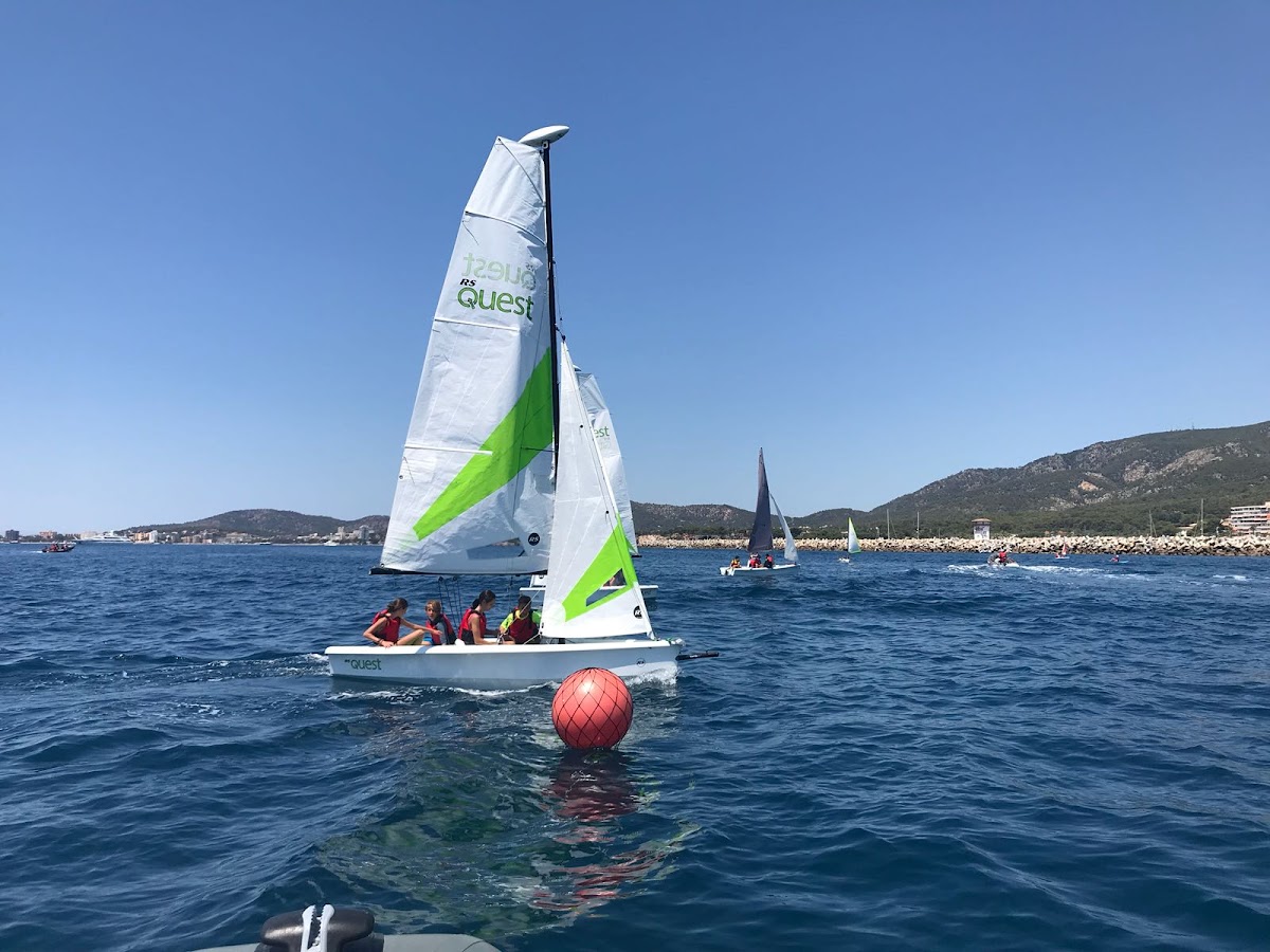 Kommunal Seglarskola de Vela Puerto Portals