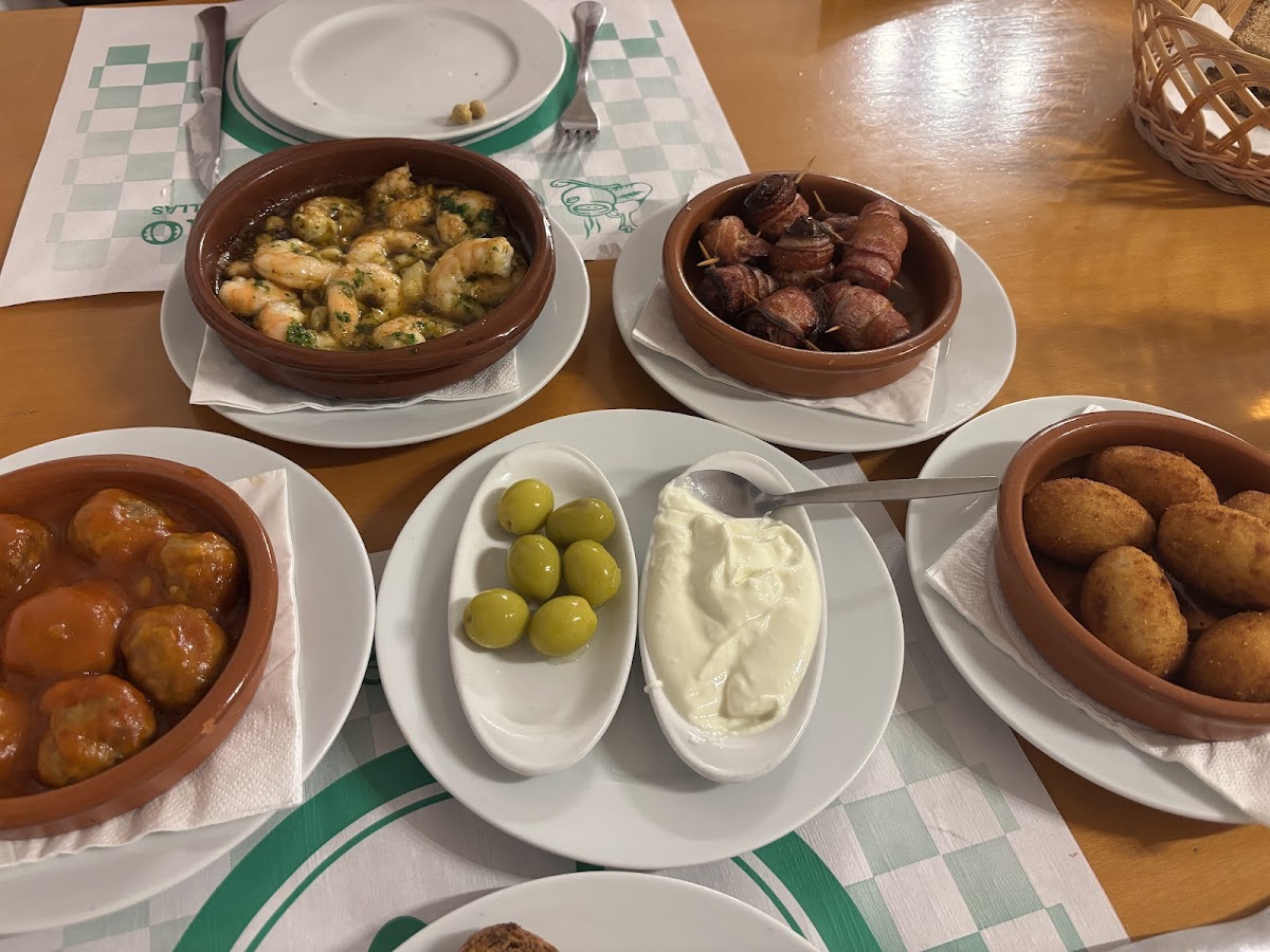 Restaurang de Tapas & Paellas Casa Rufino