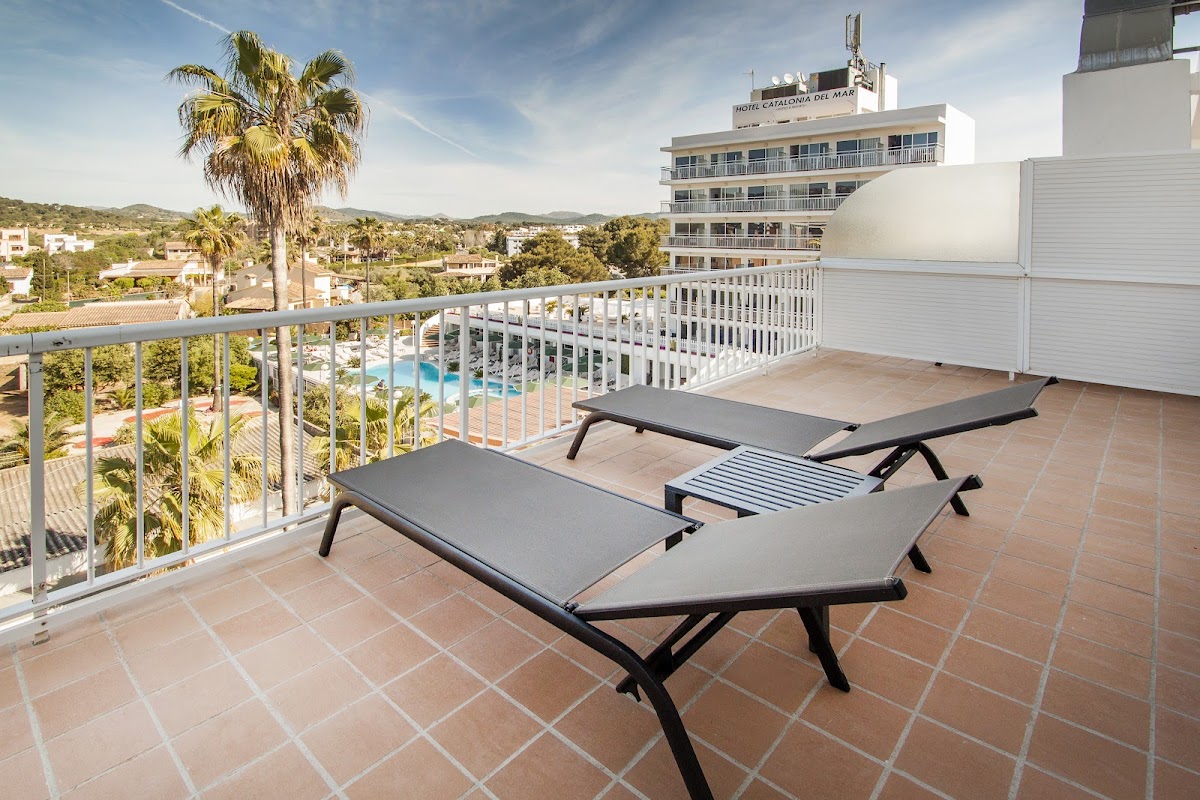 Hotel Catalonia del Mar - Adults Only