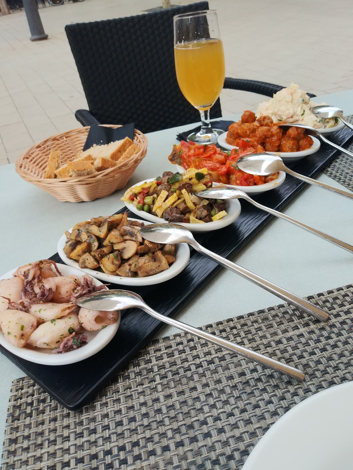 Caliuet BaRestaurante