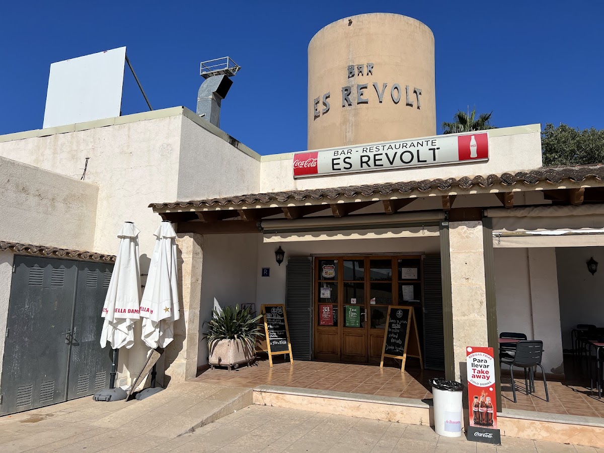 Restaurante “Es Revolt”