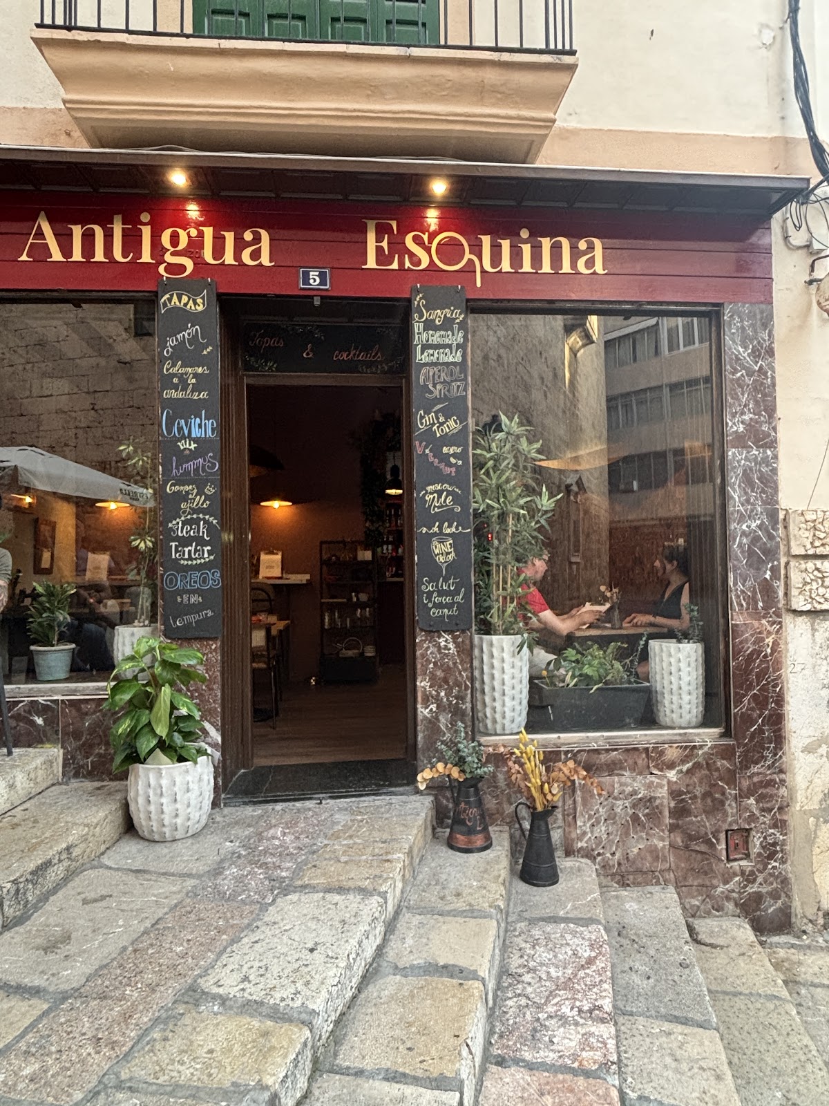 Antigua esquina