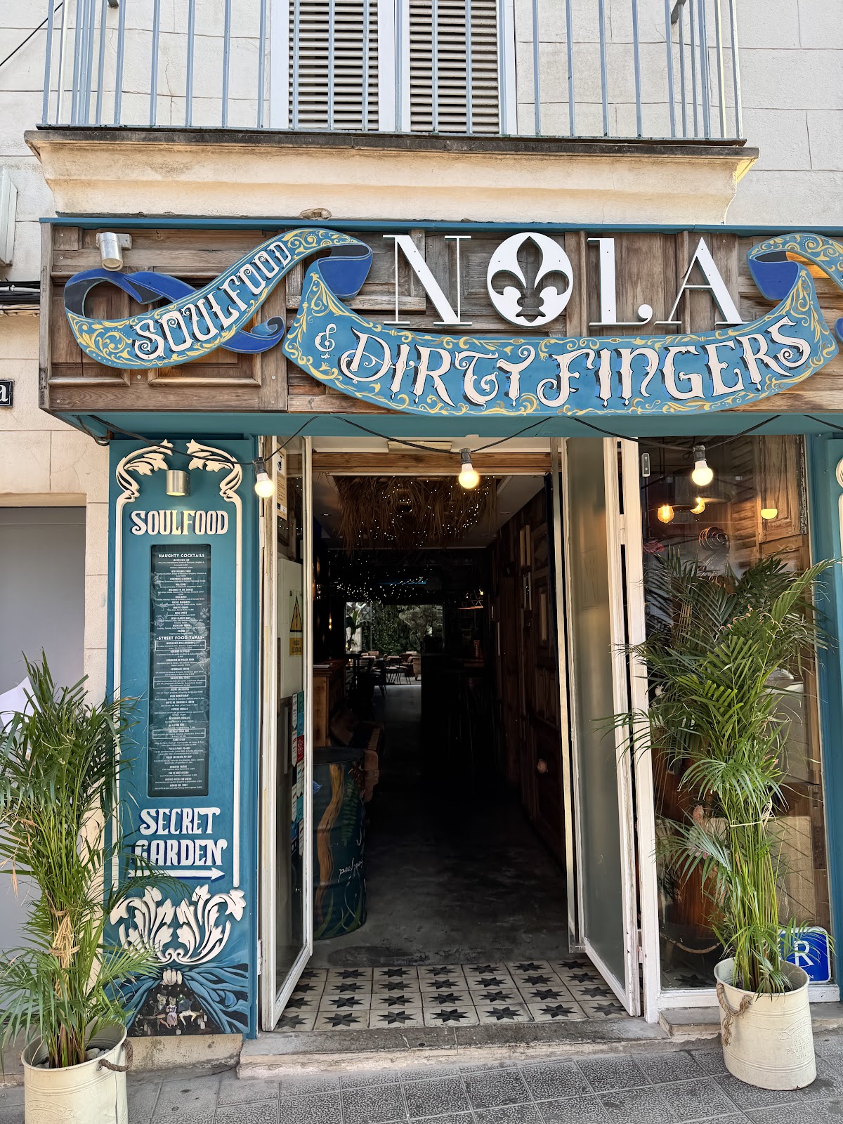 Nola
