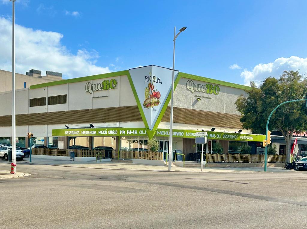 Que Bo Cafeteria & Restaurant