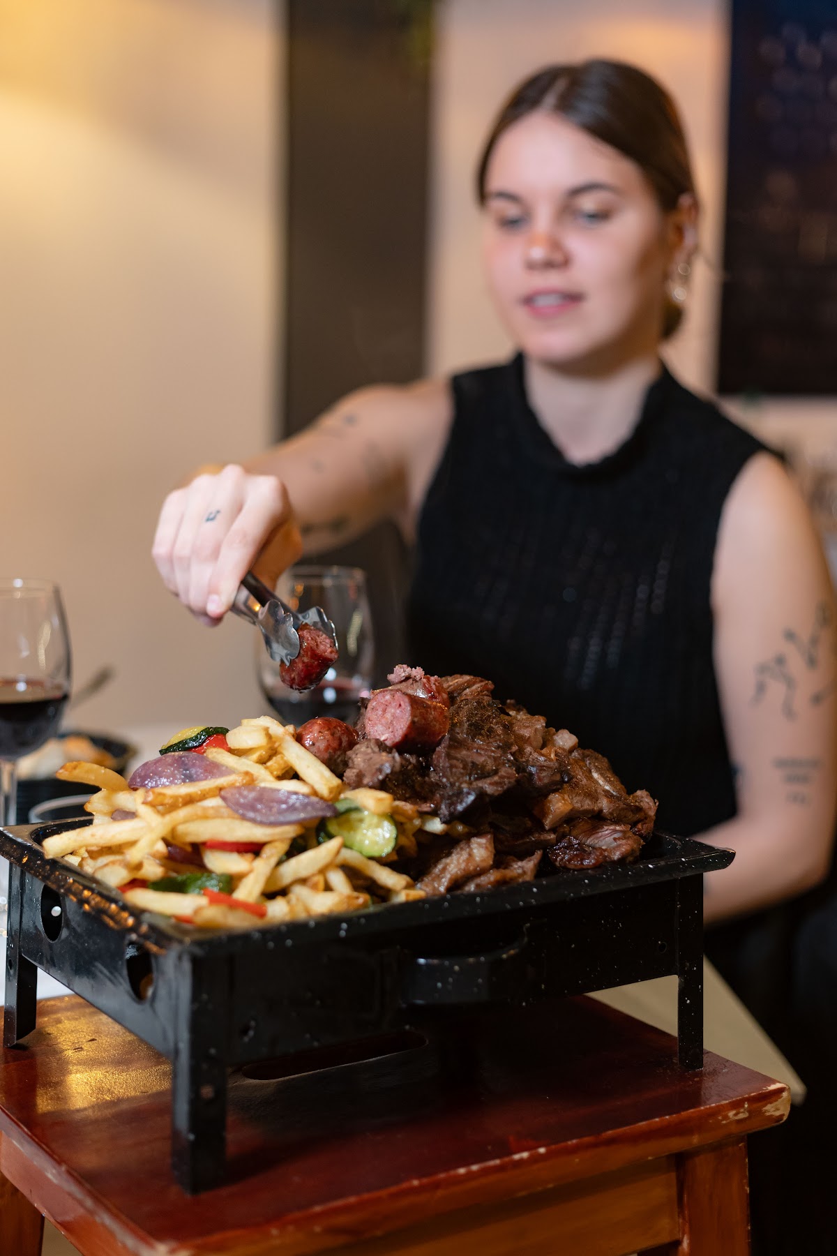 Tango Buffet- Parrilla & Vins