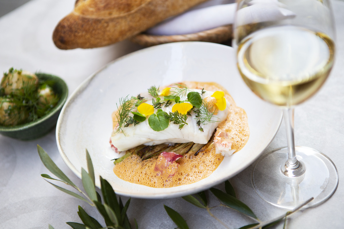 Le Bistro - The French Bistro by Ocho Suites