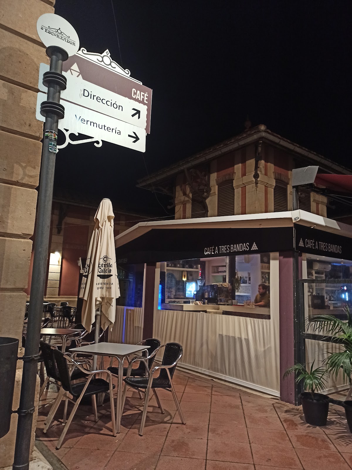 Café a Tres Bandas S'escorxador