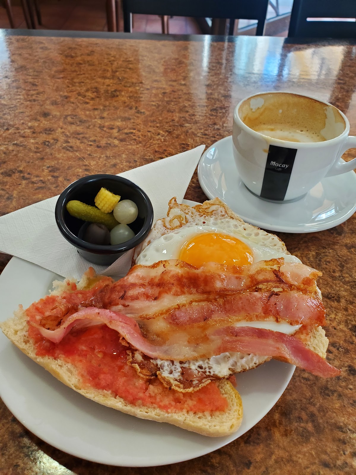 Café bar restaurante anticTrotón