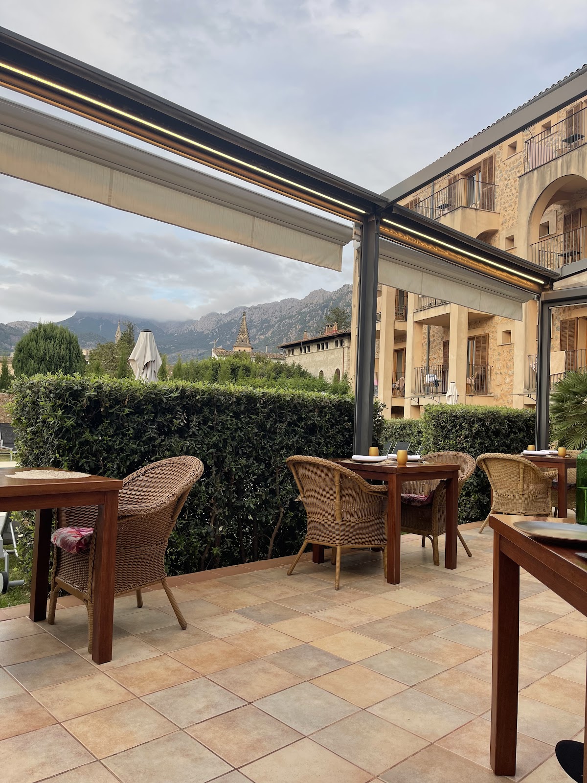 Ca’l Bisbe restaurant