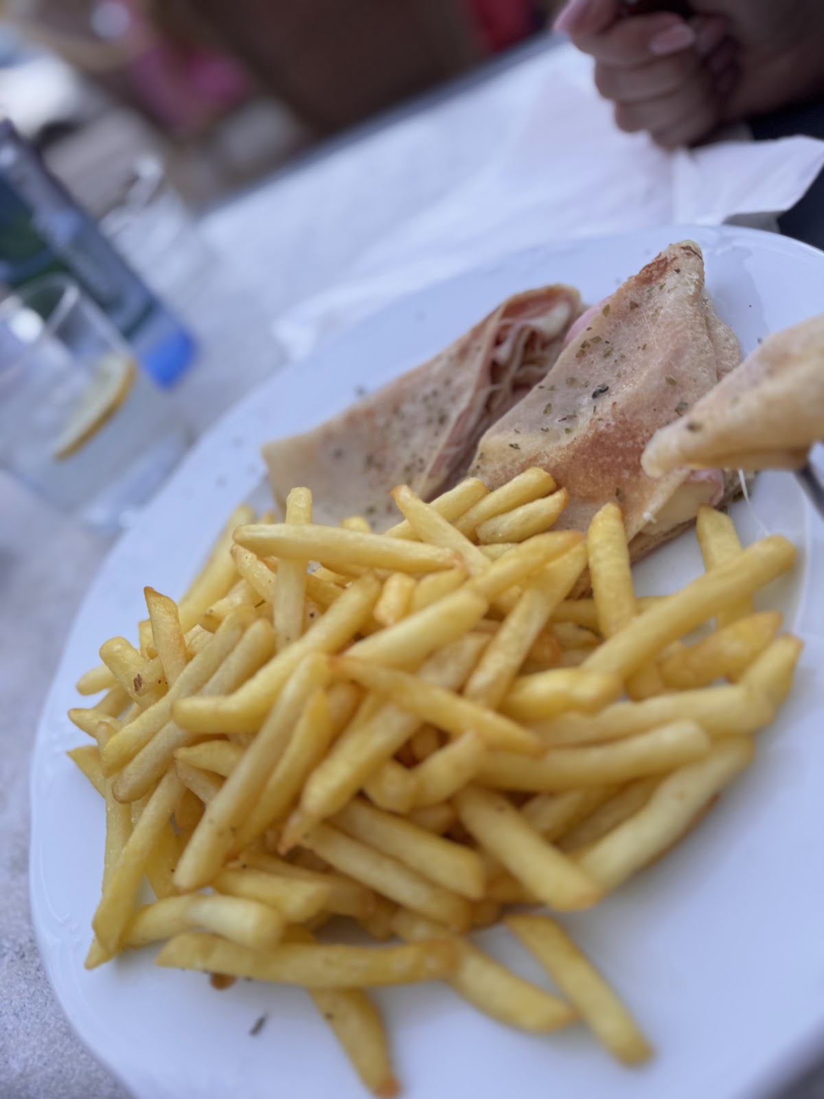 CAFETERÍA VISTA ROMÁNTICA