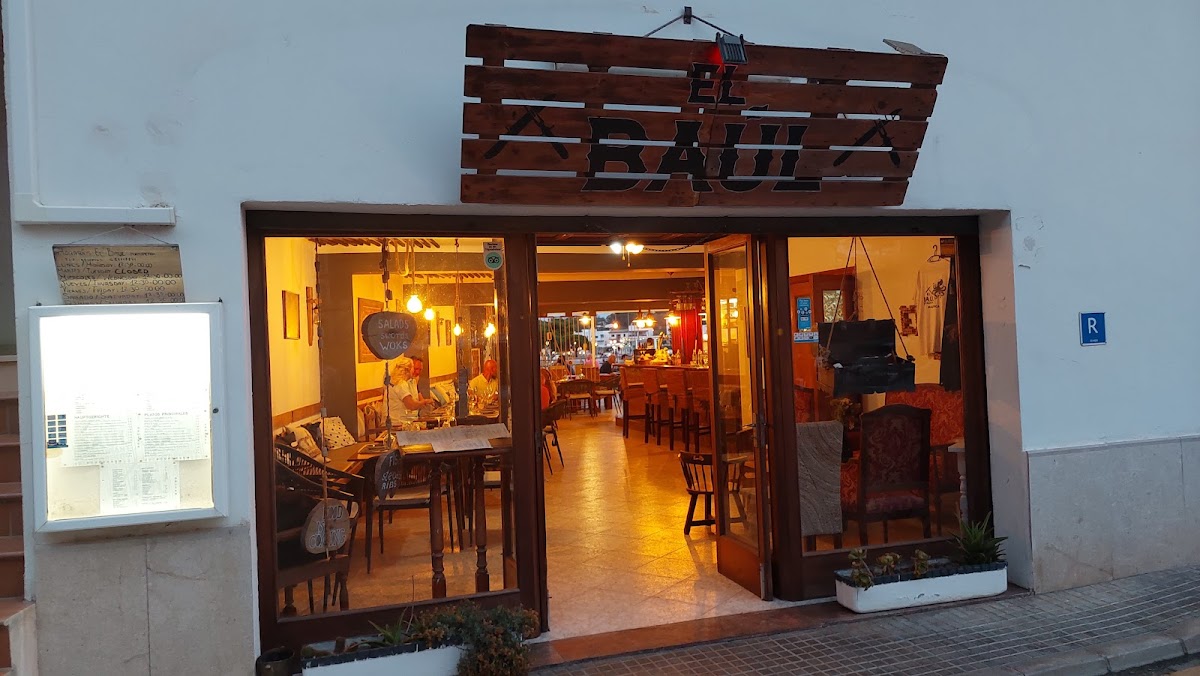 Restaurant El Baul de Portopetro