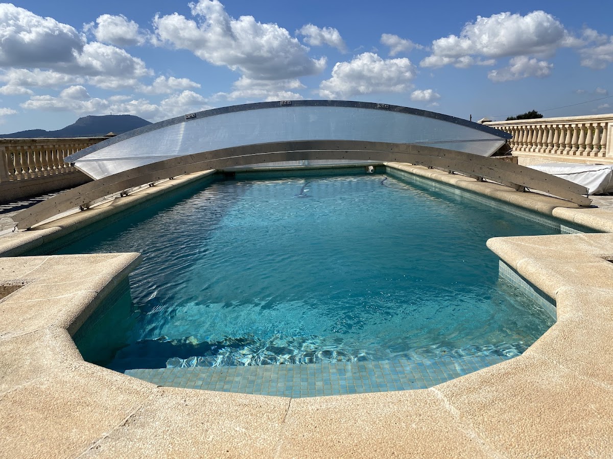 NICOLAS MESSIAS Real Estate