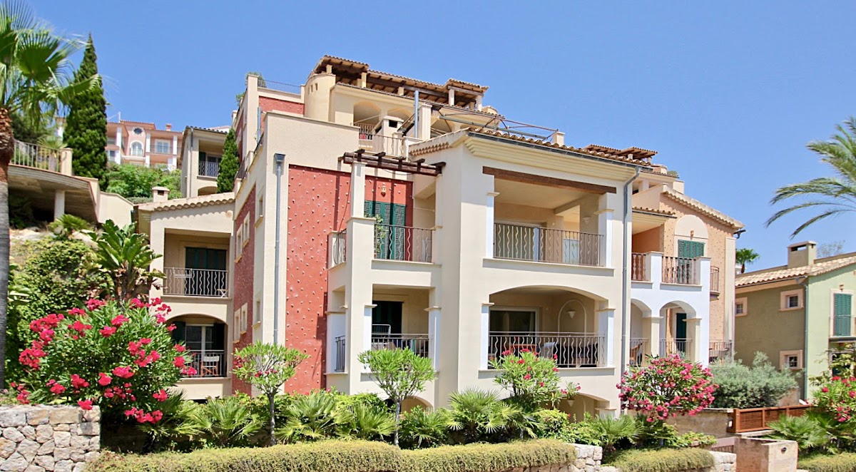 APART BALEAR - Real Estate Agent Group