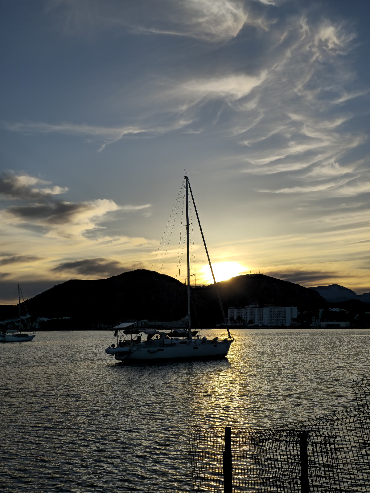 AQUA Restaurant | Paellas & Cocktails en Alcudia
