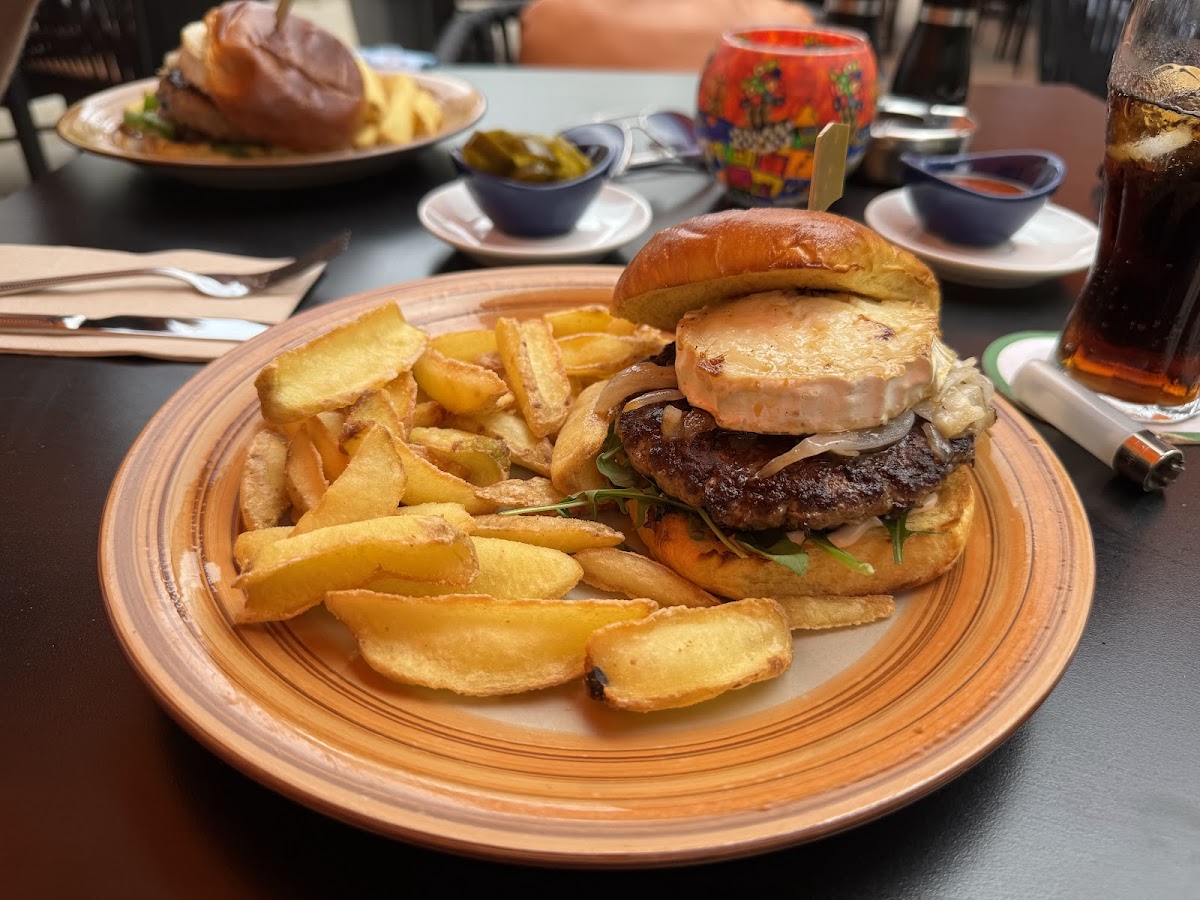 Five o diner