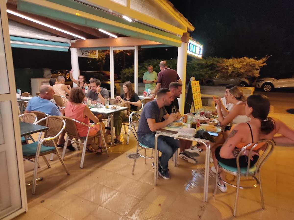 A TU GUSTO, hamburguesería