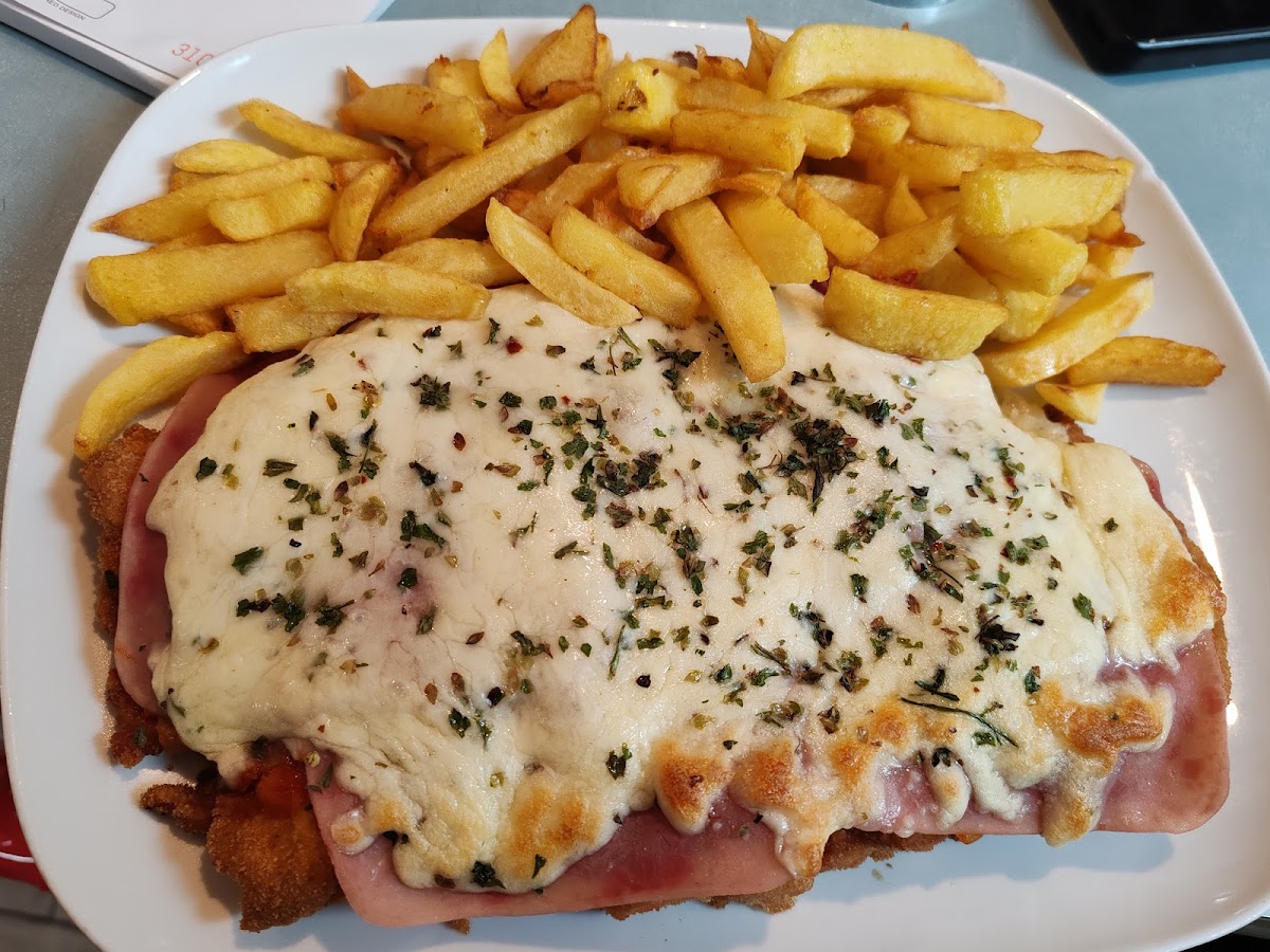 A TU GUSTO, hamburguesería