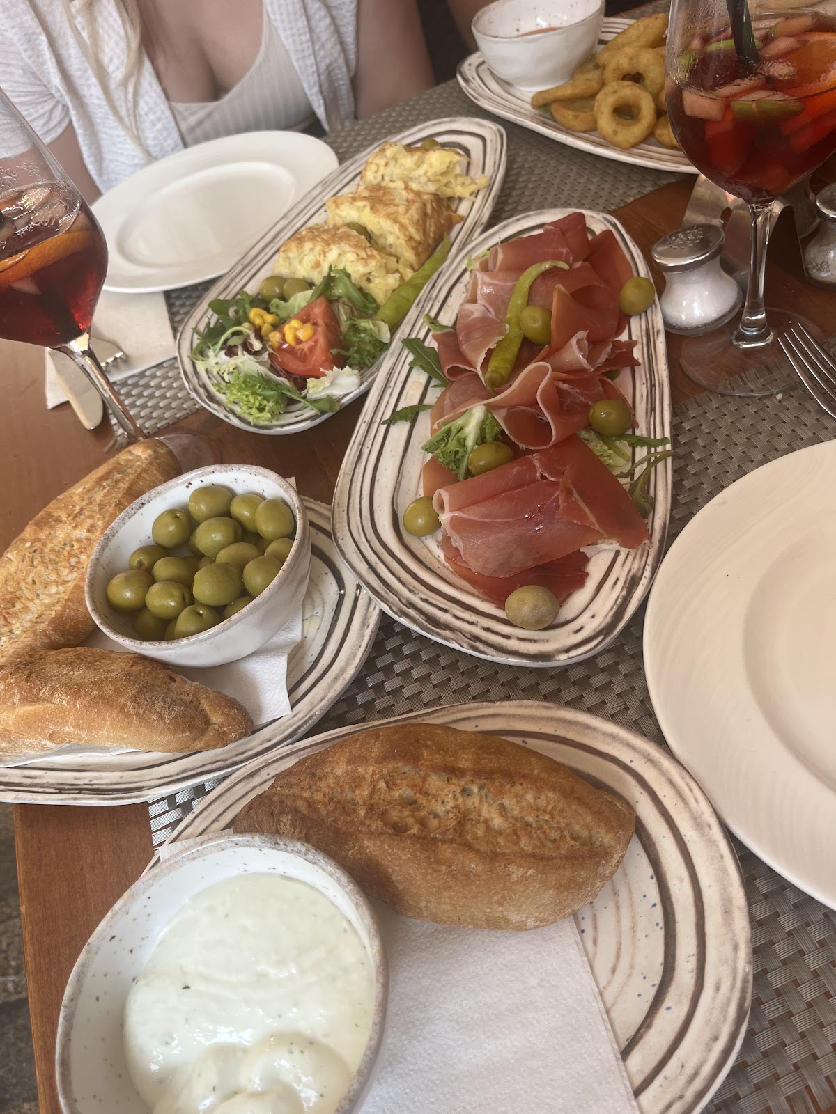 Bistro Plaza