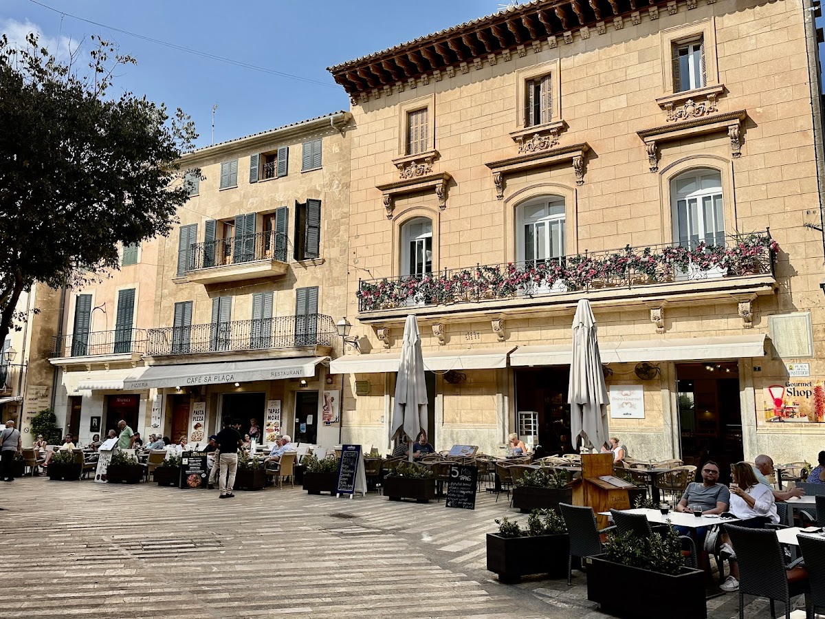 Restaurant Sa Plaça