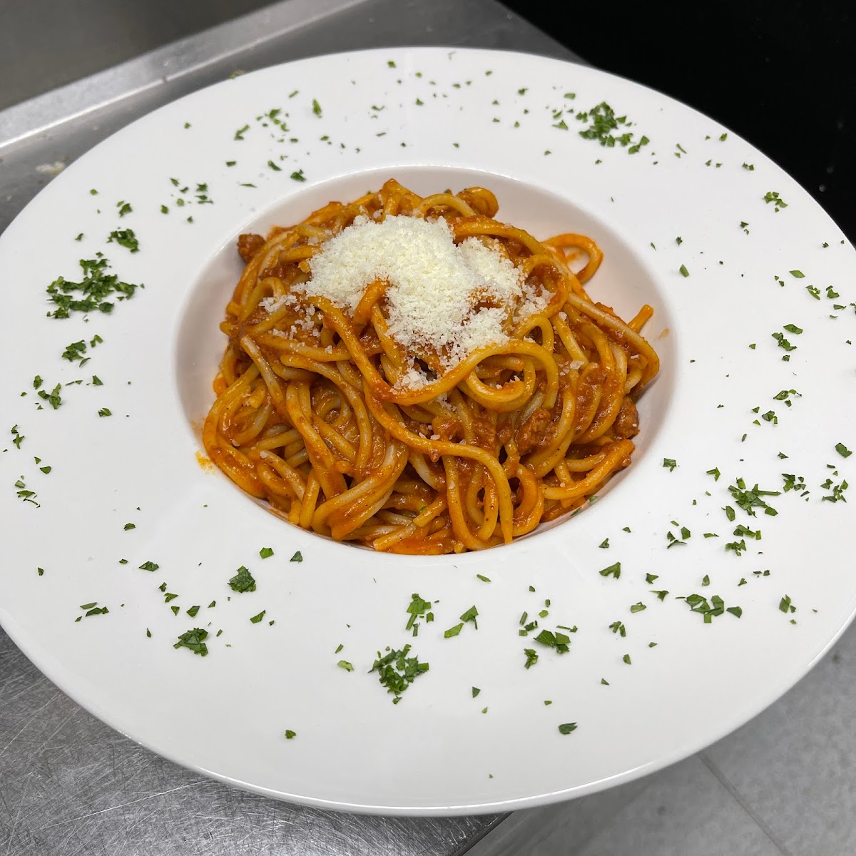 Everest Steak House & Pizzeria