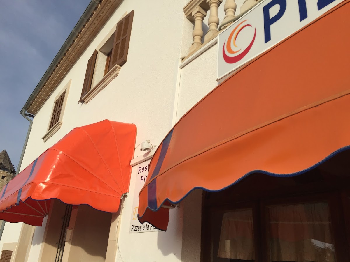 Pizzería "Es Molí"