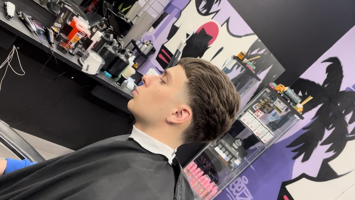 07! BARBERSHOP