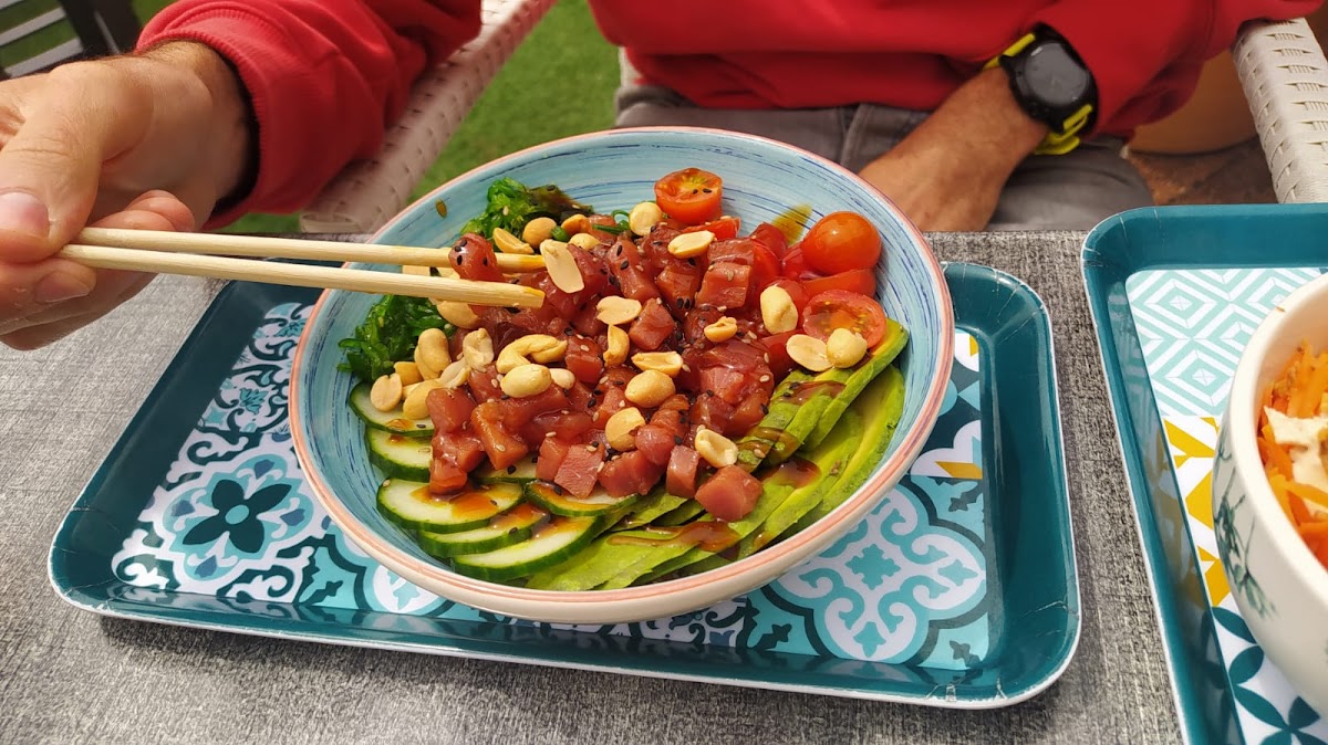 Tropikal Poke