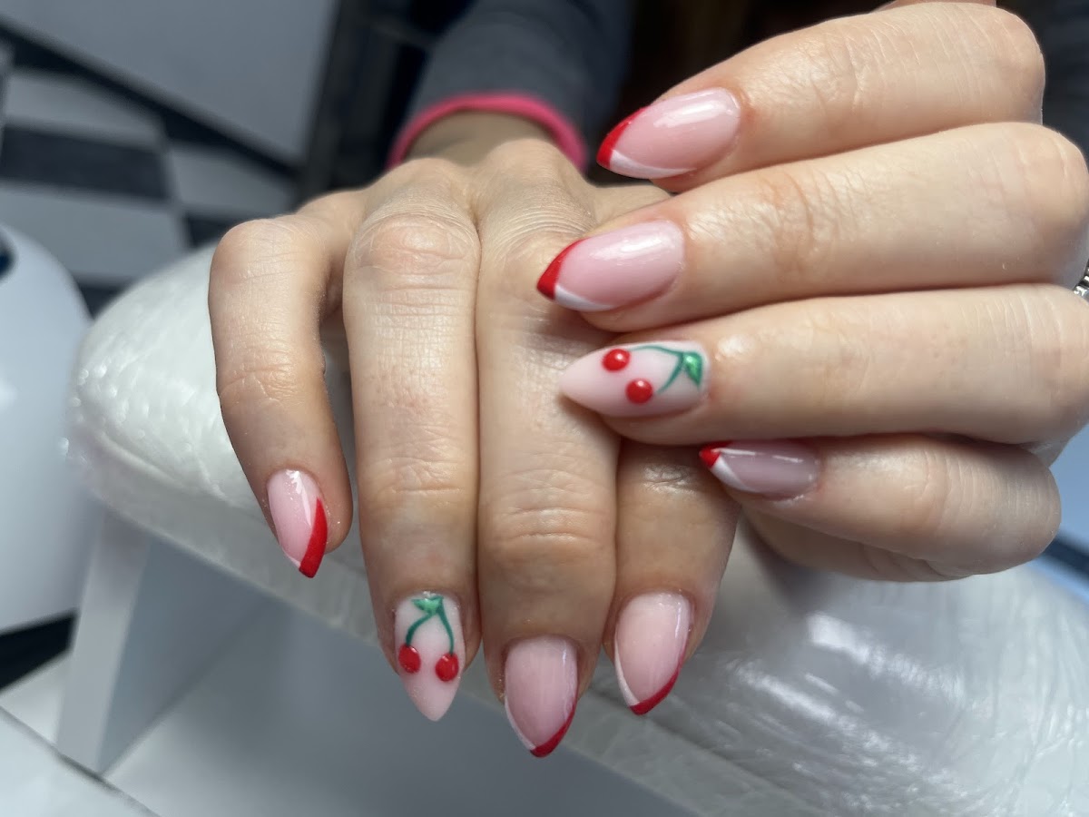 11 Beauty Salon