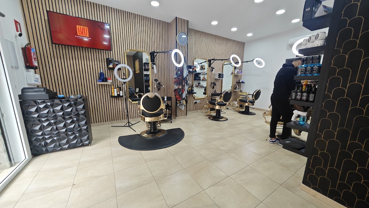 Glamour barber