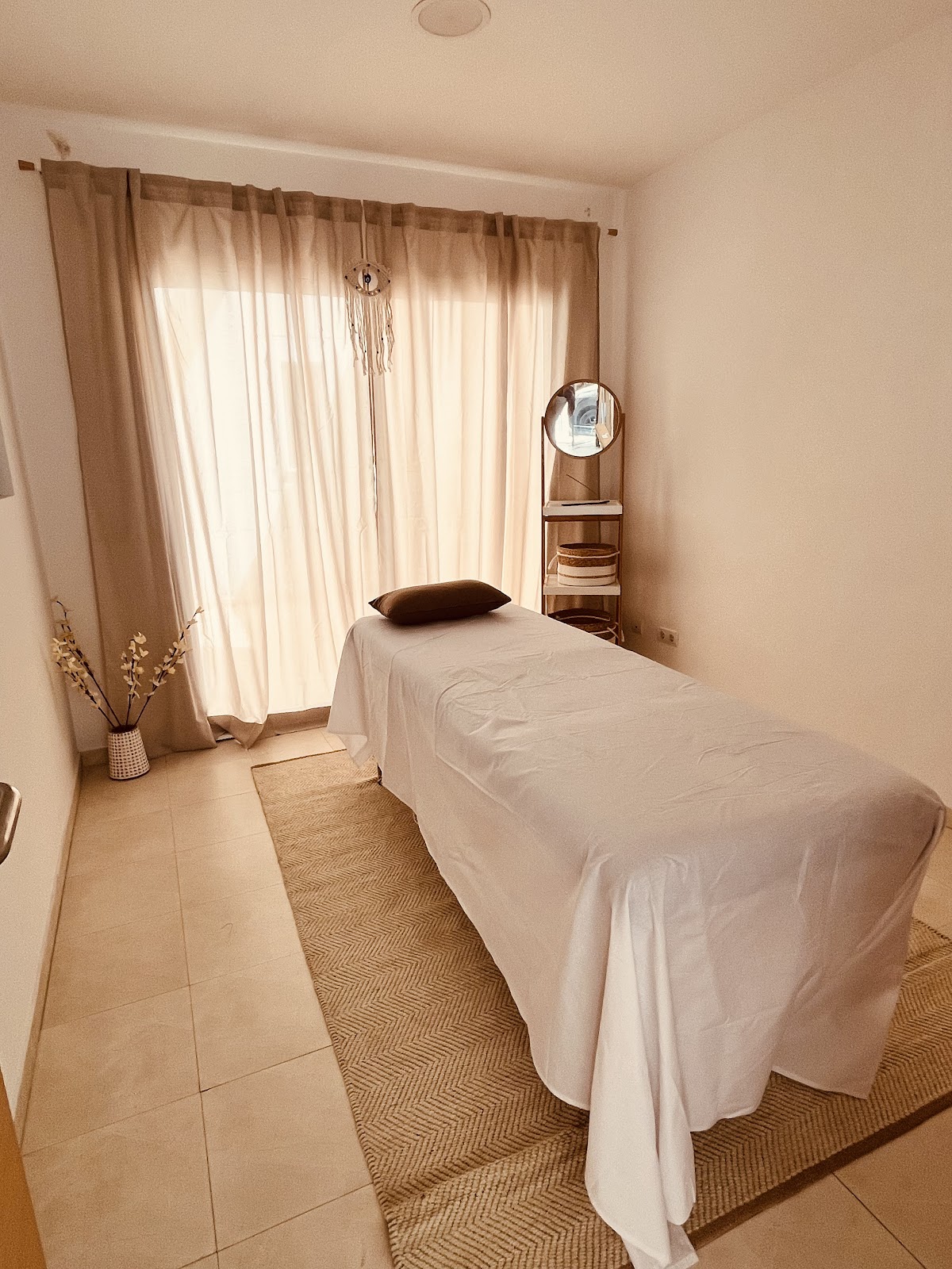 Massage, Yoga & Skønhed - The Island Wellness